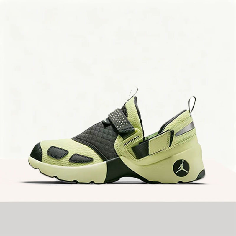 Women Shoes Running Nike - Nike Air Jordan Trunner LX Damskie